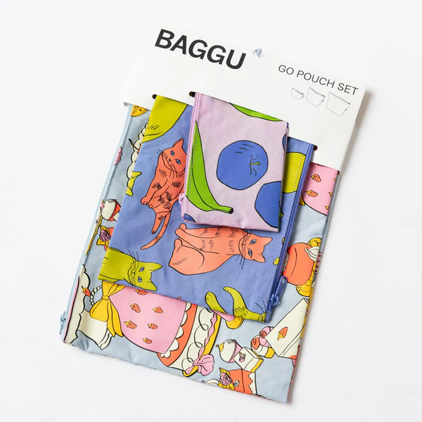 Go Pouch Set in Still Life