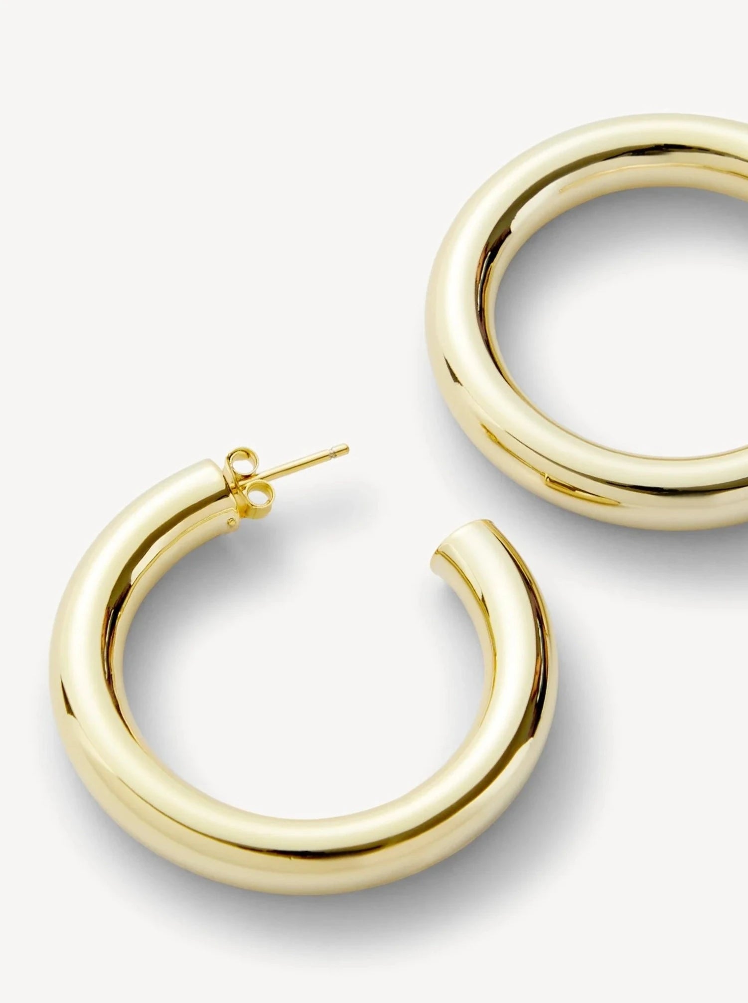 1.5" Perfect Hoops in 14k Gold