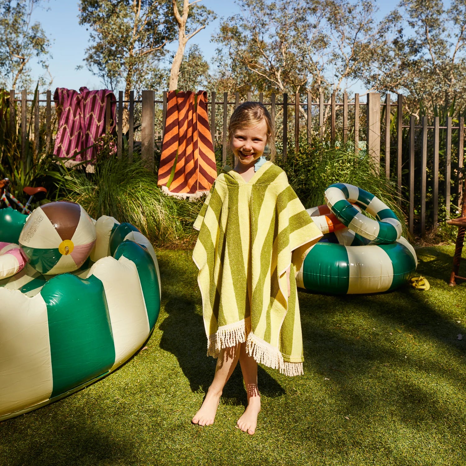 Jarita Hooded Towel | Palm