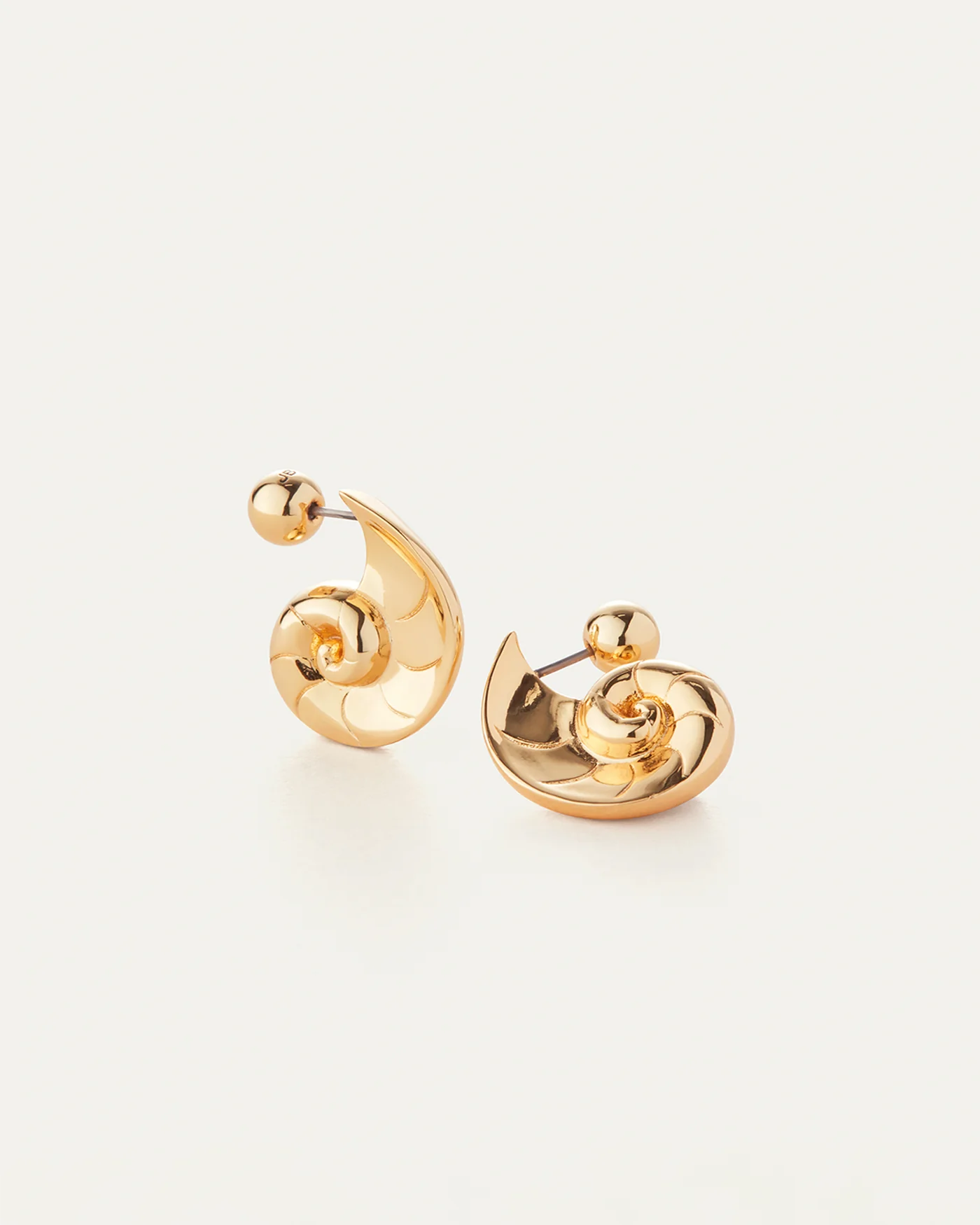 Dylan Earrings in Gold