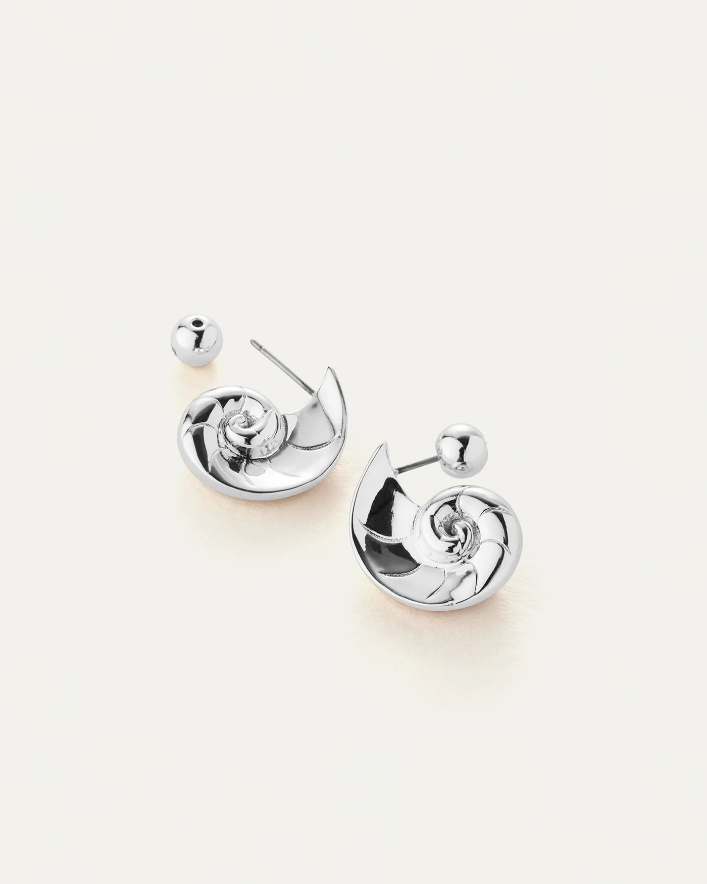 Dylan Earrings in Silver