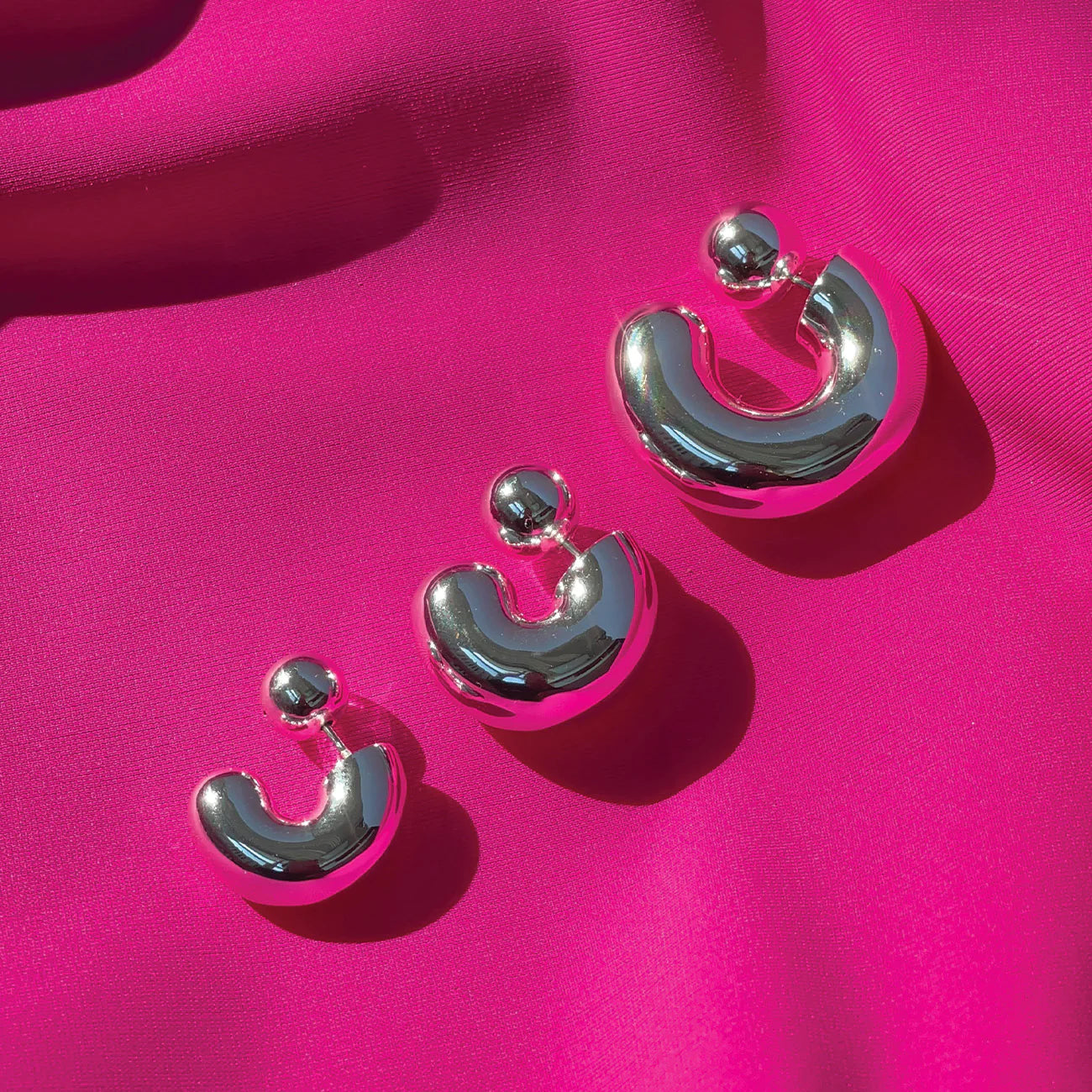 Tome Hoops Small | Silver