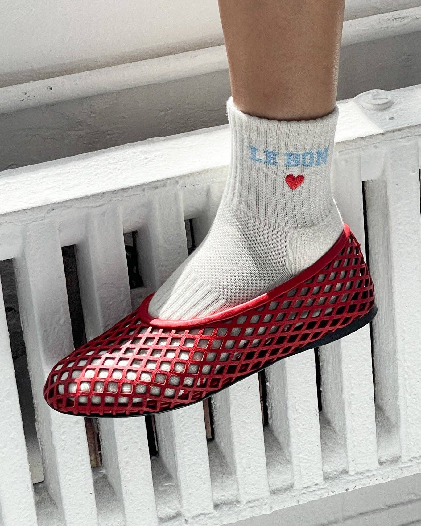 Embroidered Crew Socks in Vanilla