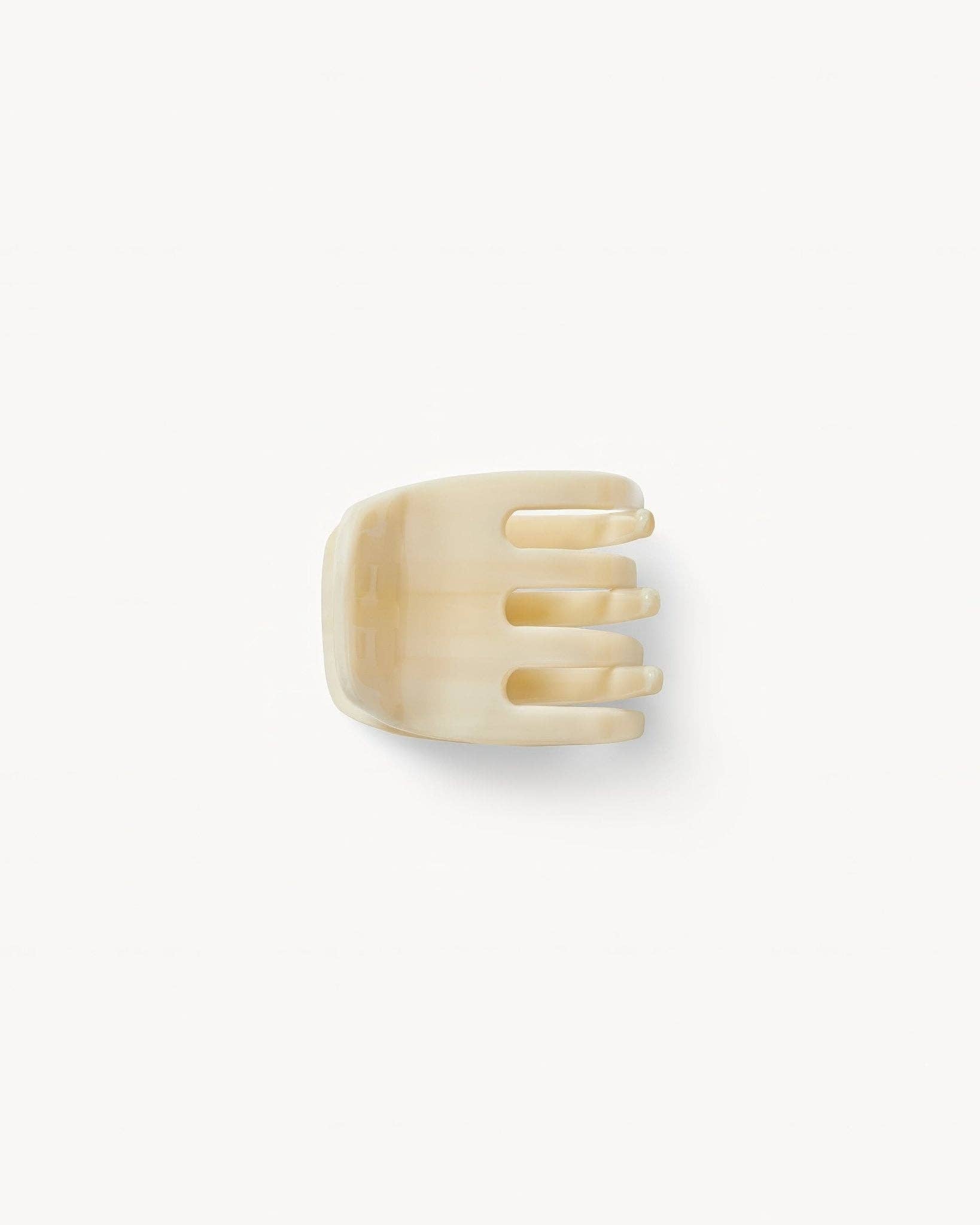 Mini Claw in Alabaster