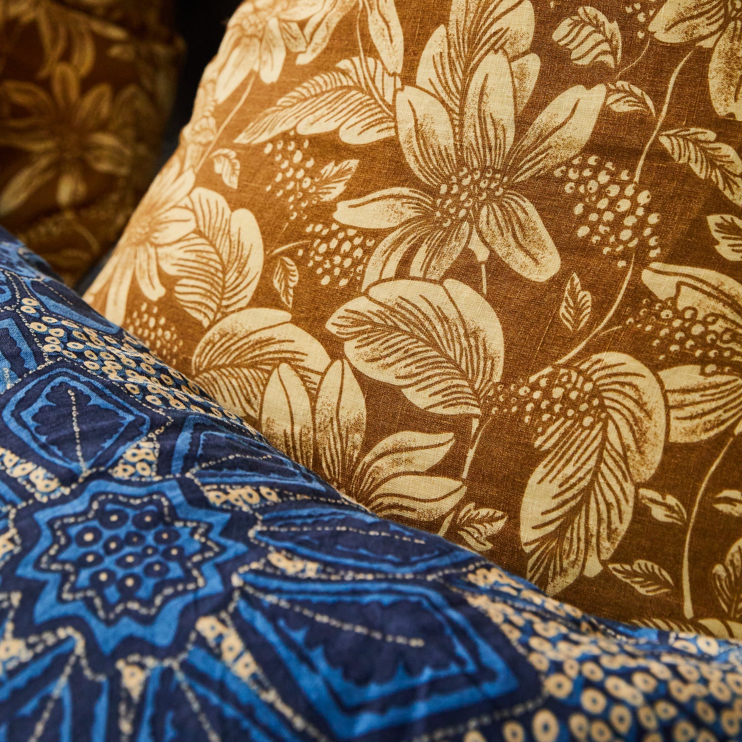Amrita Linen Euro Pillowcase Set