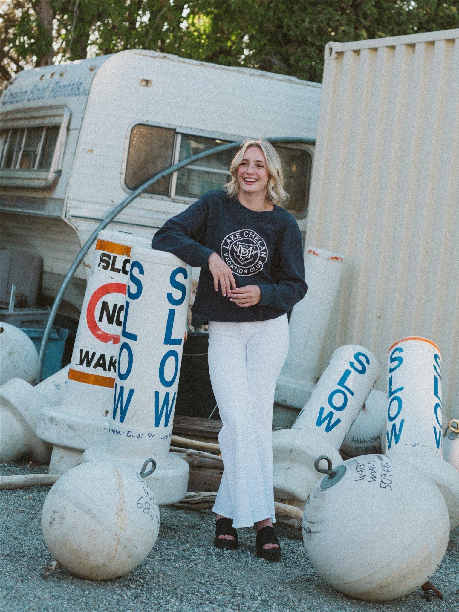 Vacation Club Crewneck | Navy
