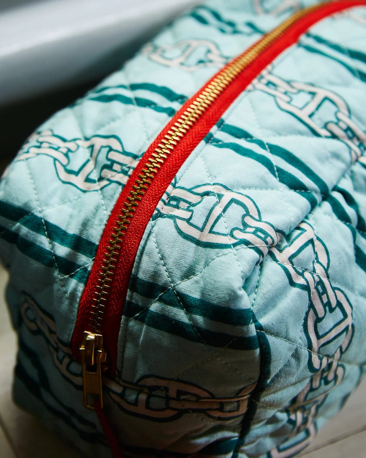Acadia Beauty Bag