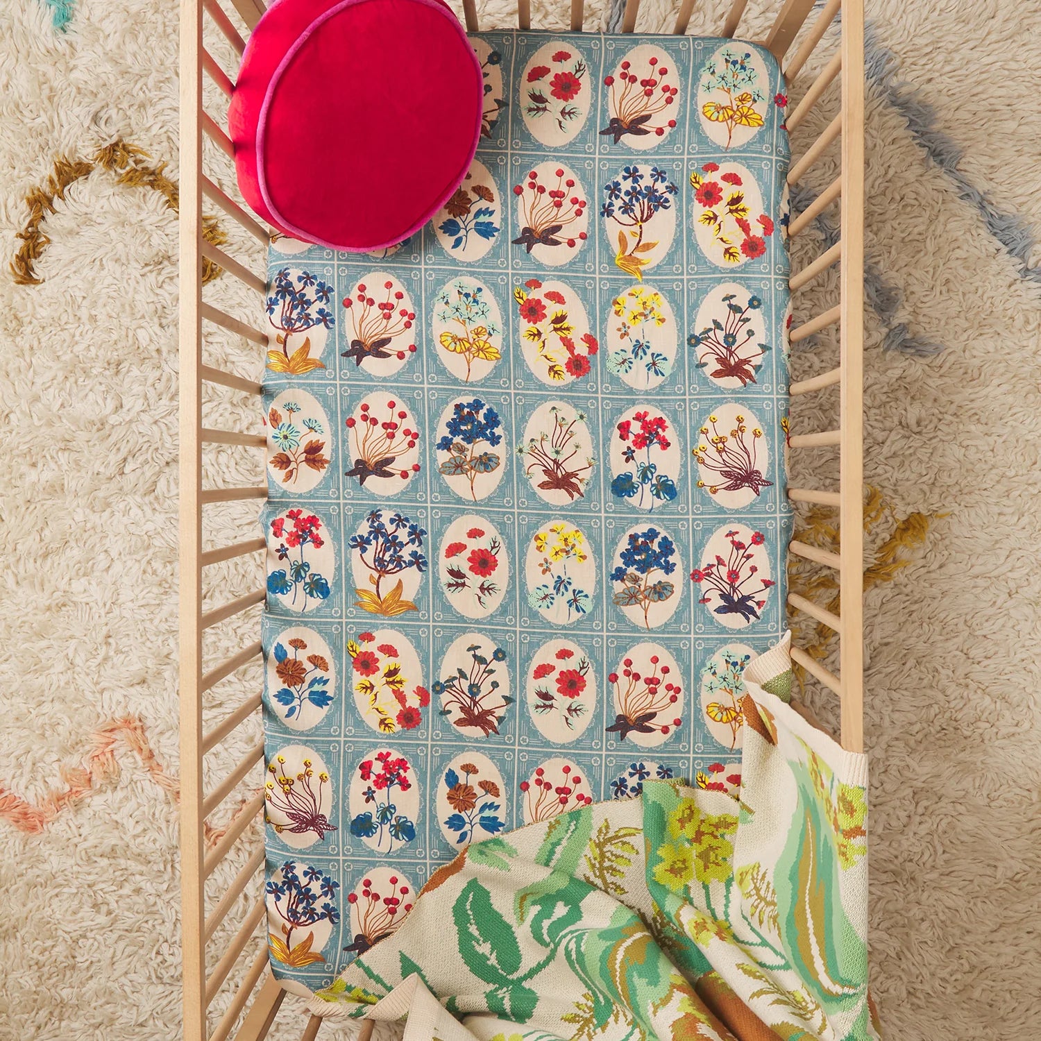 Gigi Linen Crib Sheet