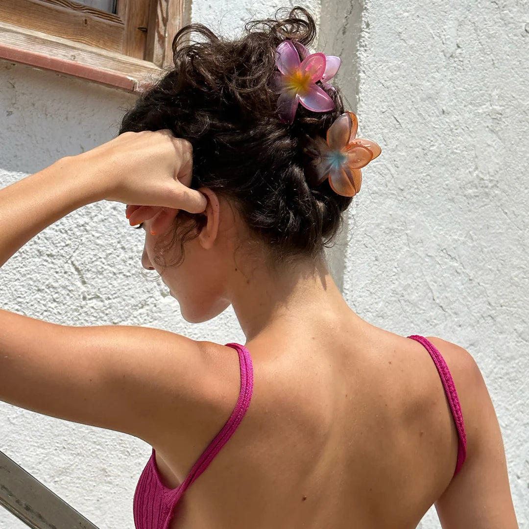 Super Bloom Claw Clip in Peony Pearl