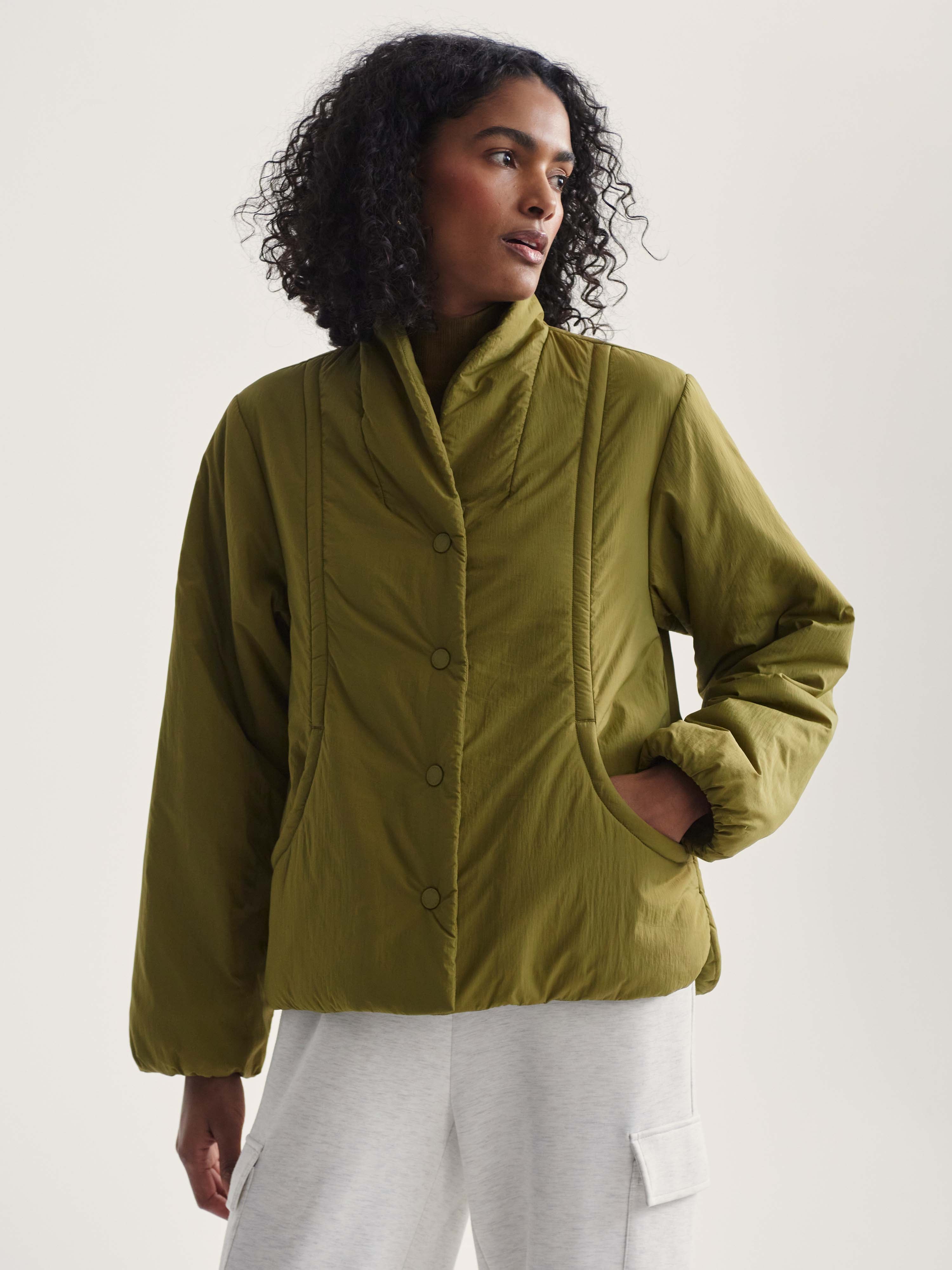 Tilley Light Padded Jacket in Green Moss