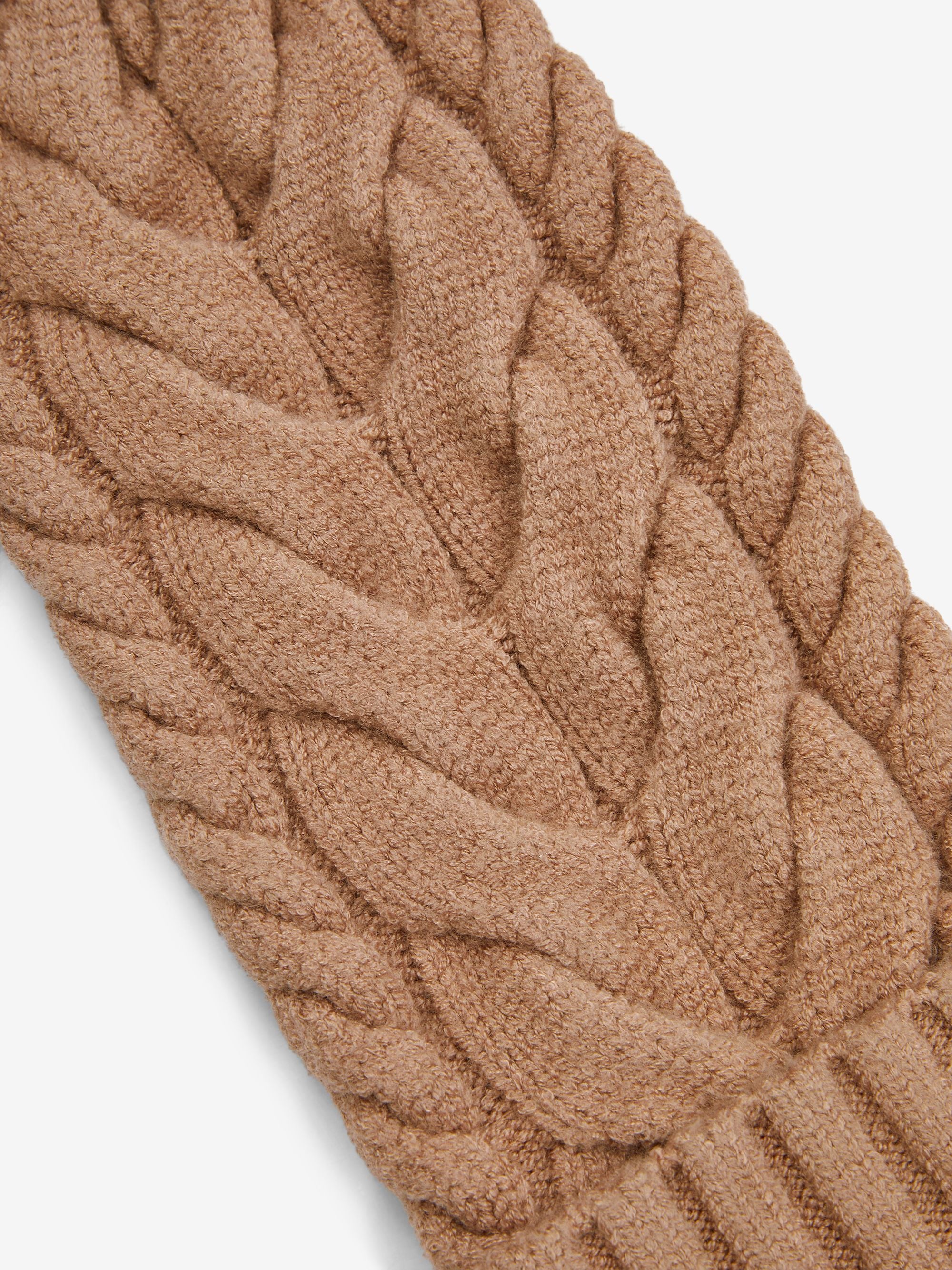 Charlene Cable Knit Mitten in Praline