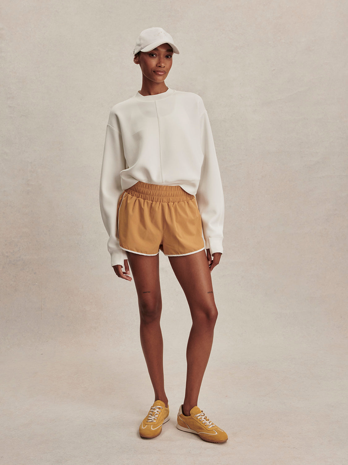 Tasmin Cropped Sweat | Snow White