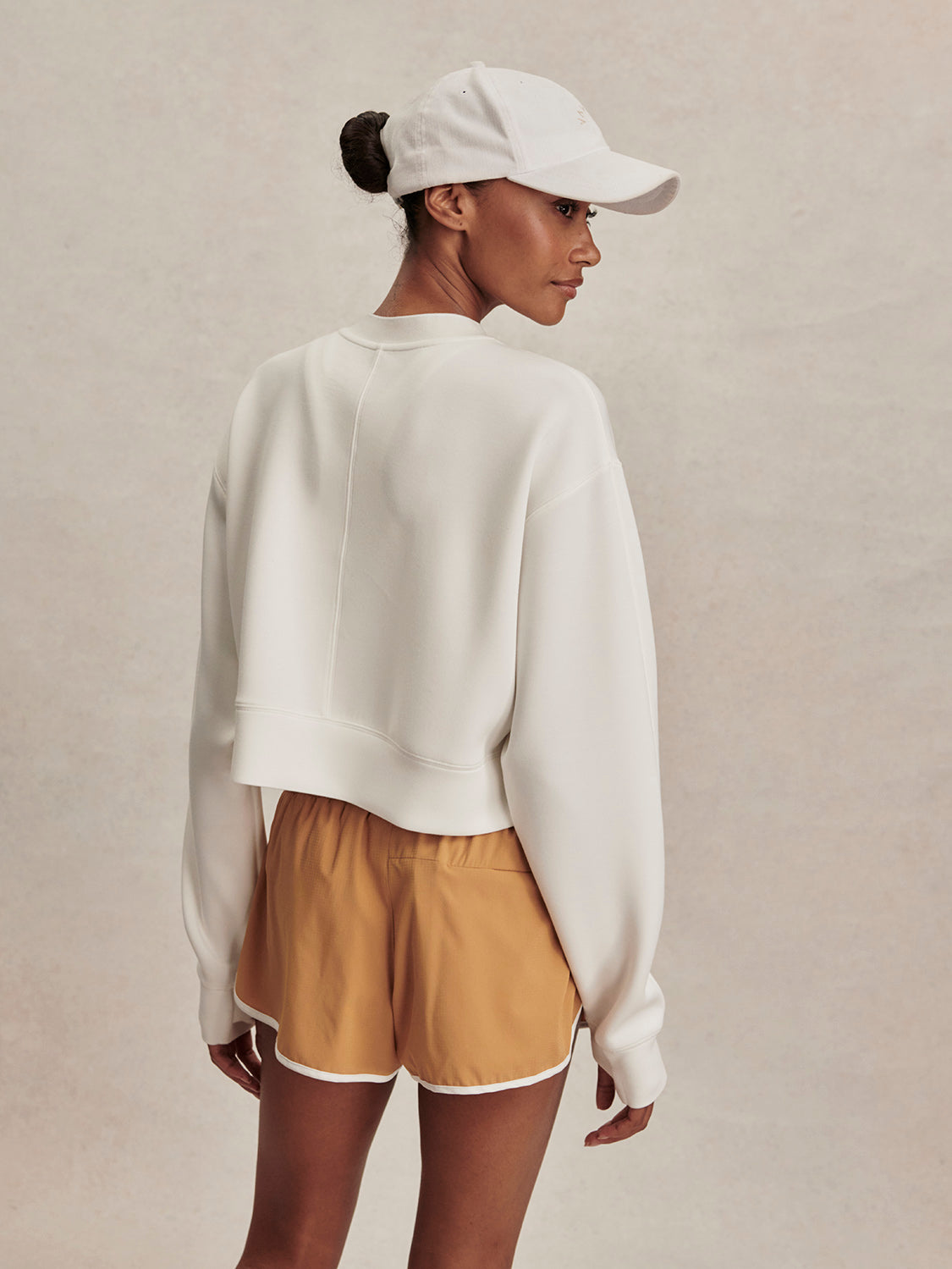Tasmin Cropped Sweat | Snow White
