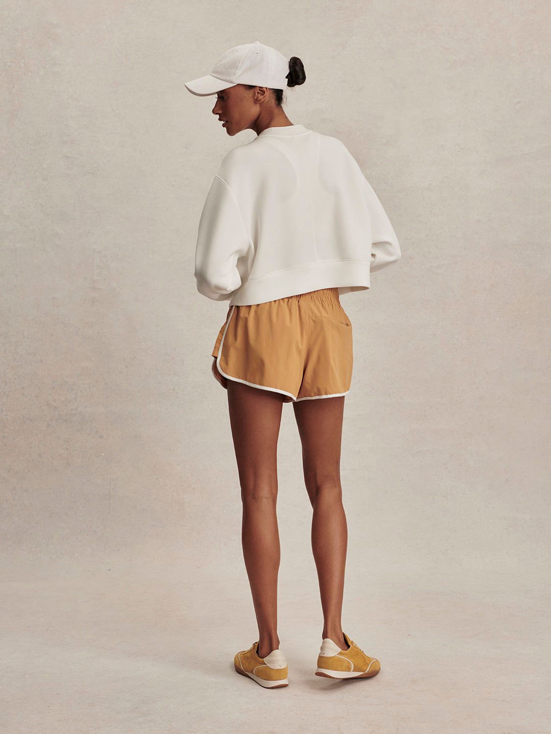 Tasmin Cropped Sweat | Snow White