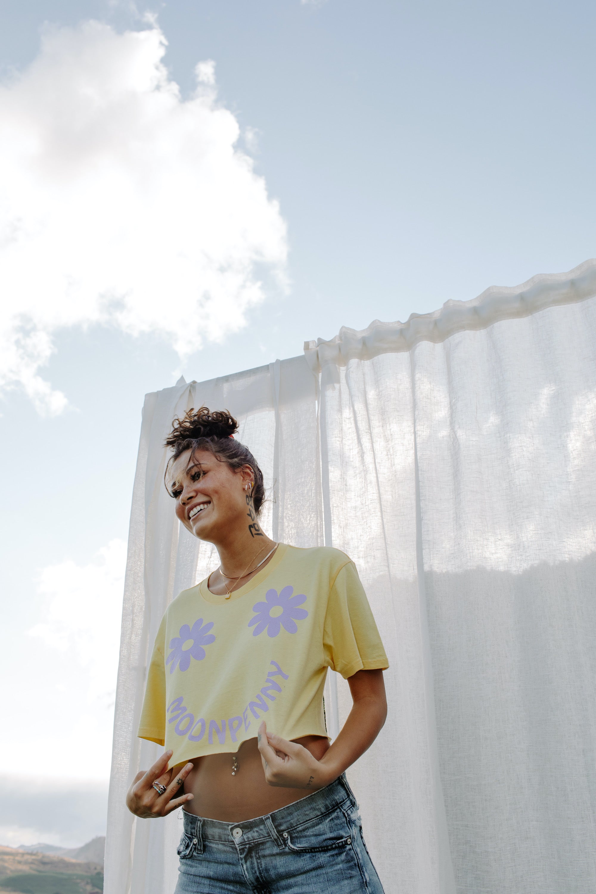 The Daisy Tee in Butter/Orchid