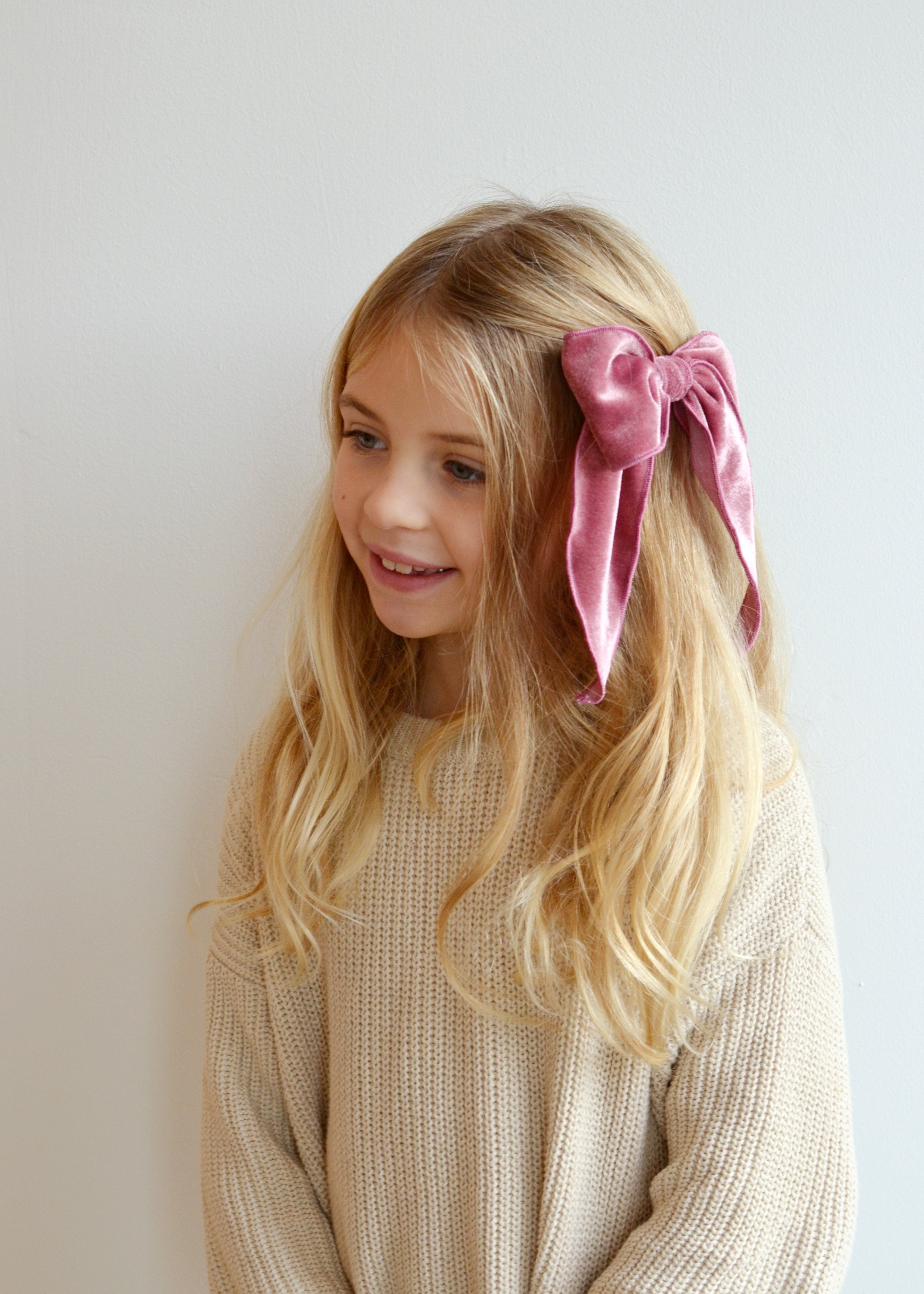 Clara Velvet Hair Bow