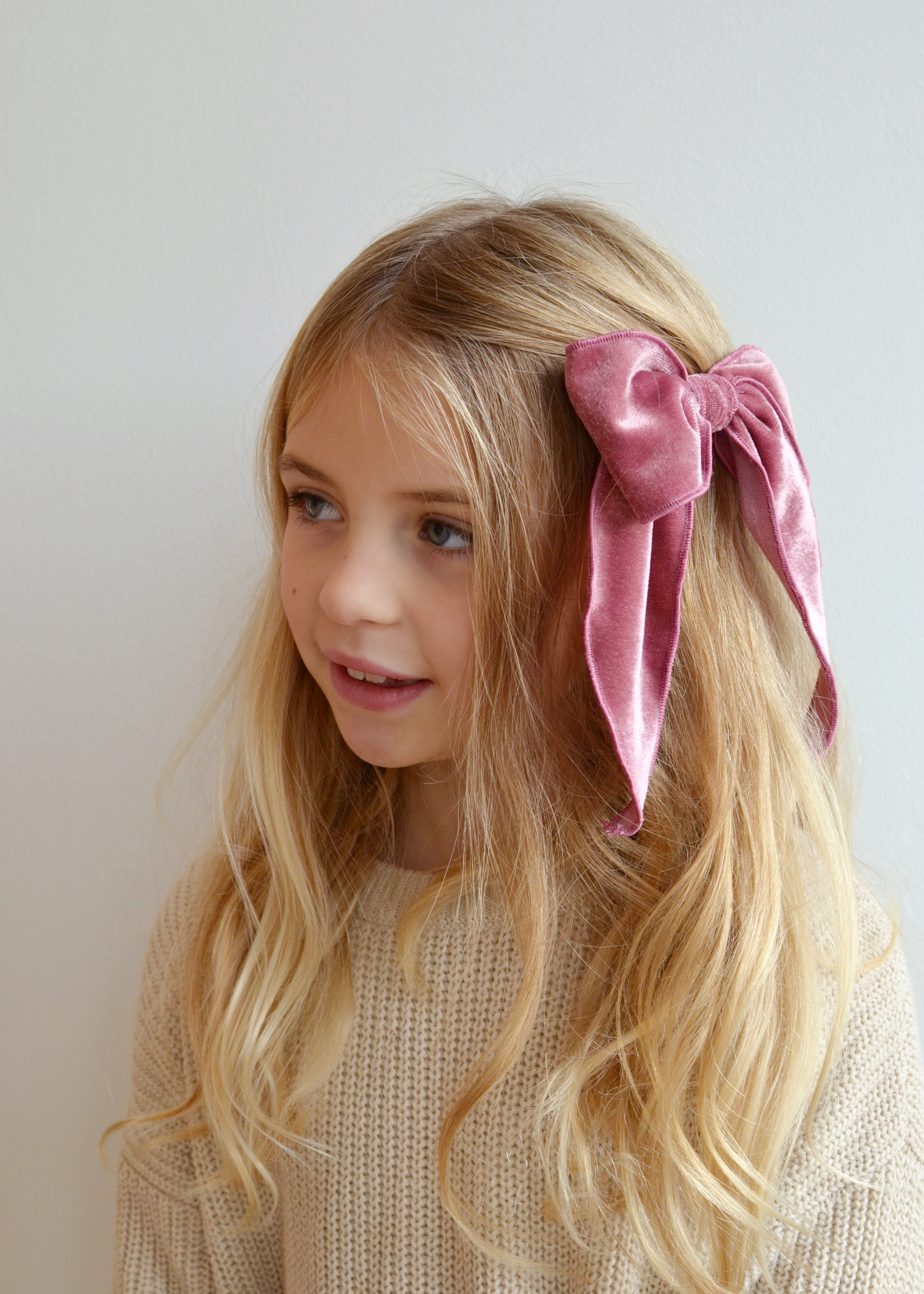 Clara Velvet Hair Bow