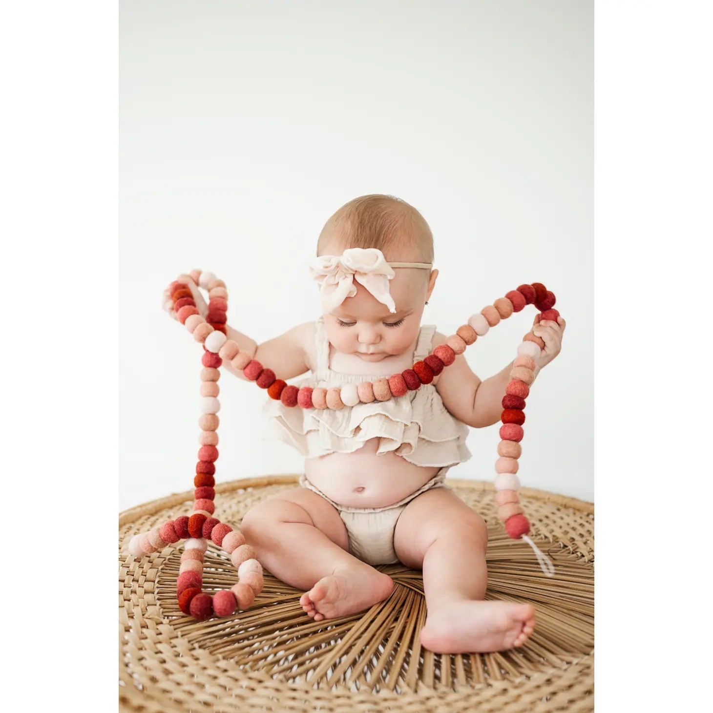 Cozy Rosy Garland