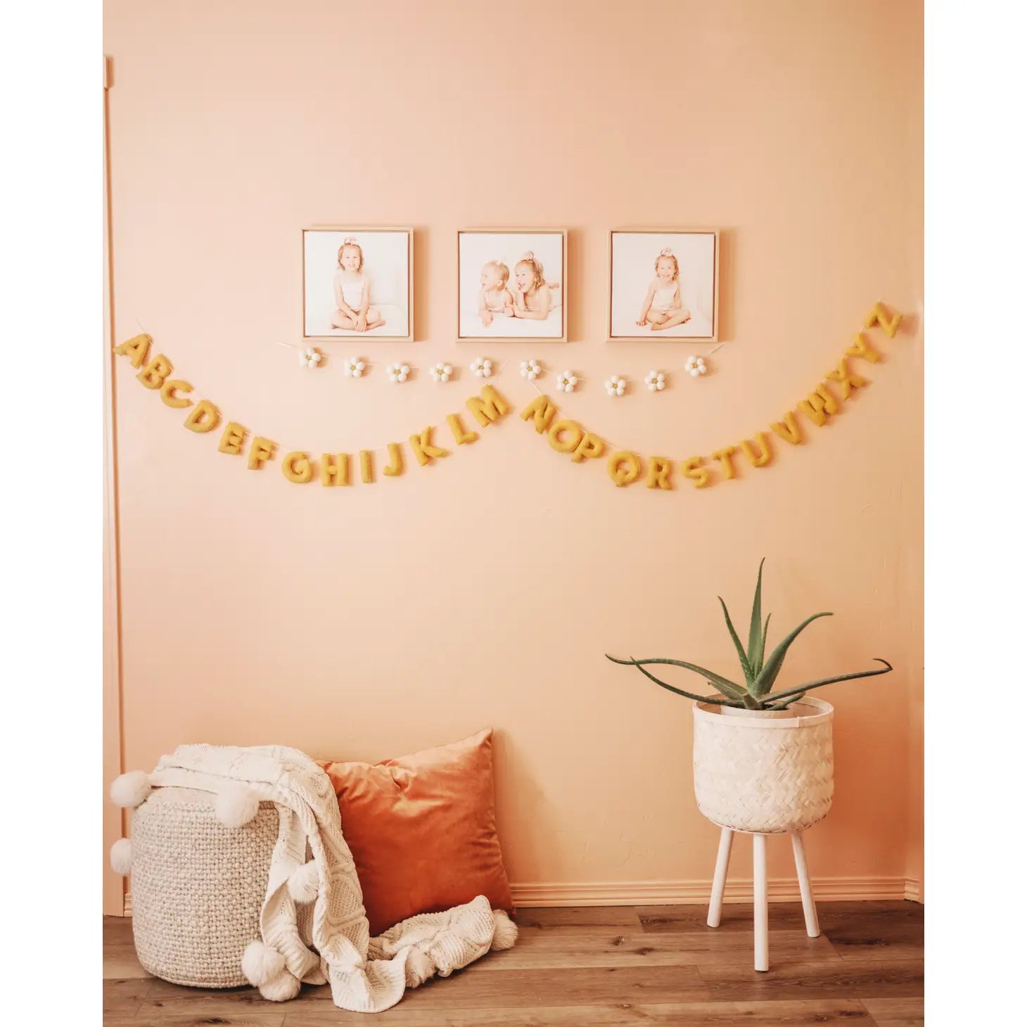 Daisy Chain Garland
