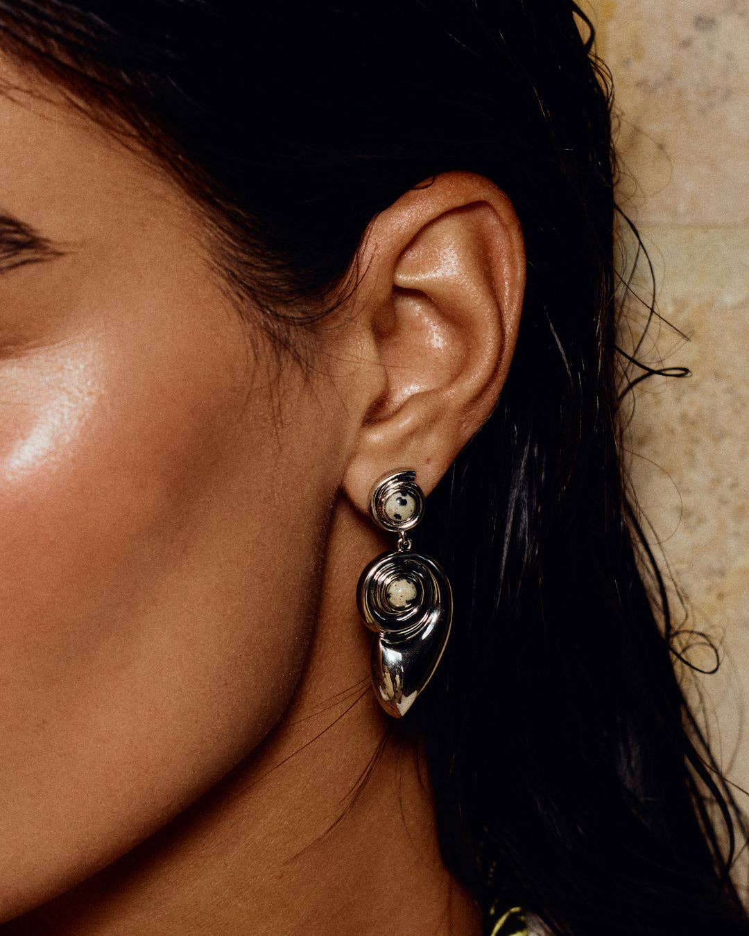 The Palma Shell Statement Earrings