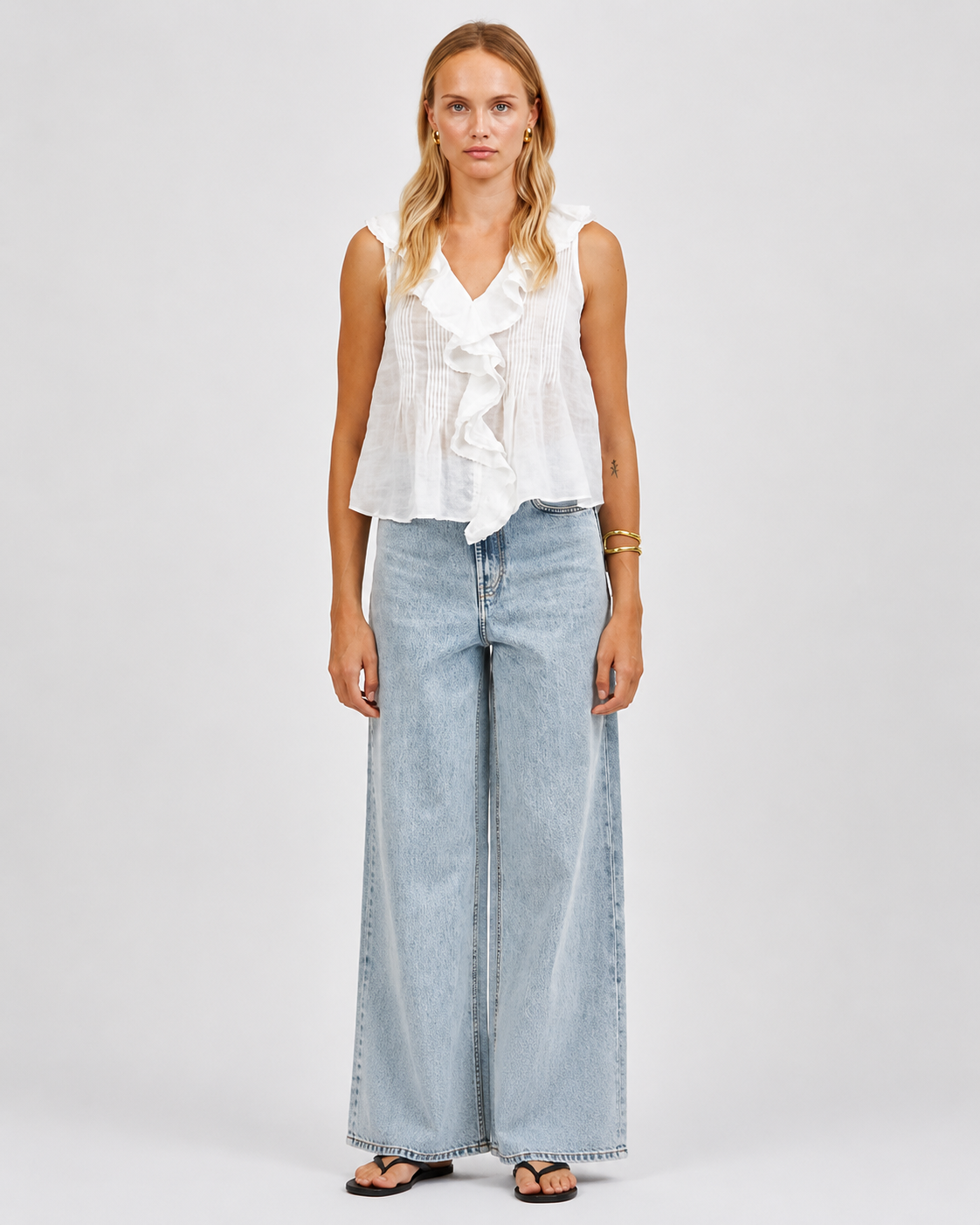 Linen Ruffle V Neck Sleeveless Top
