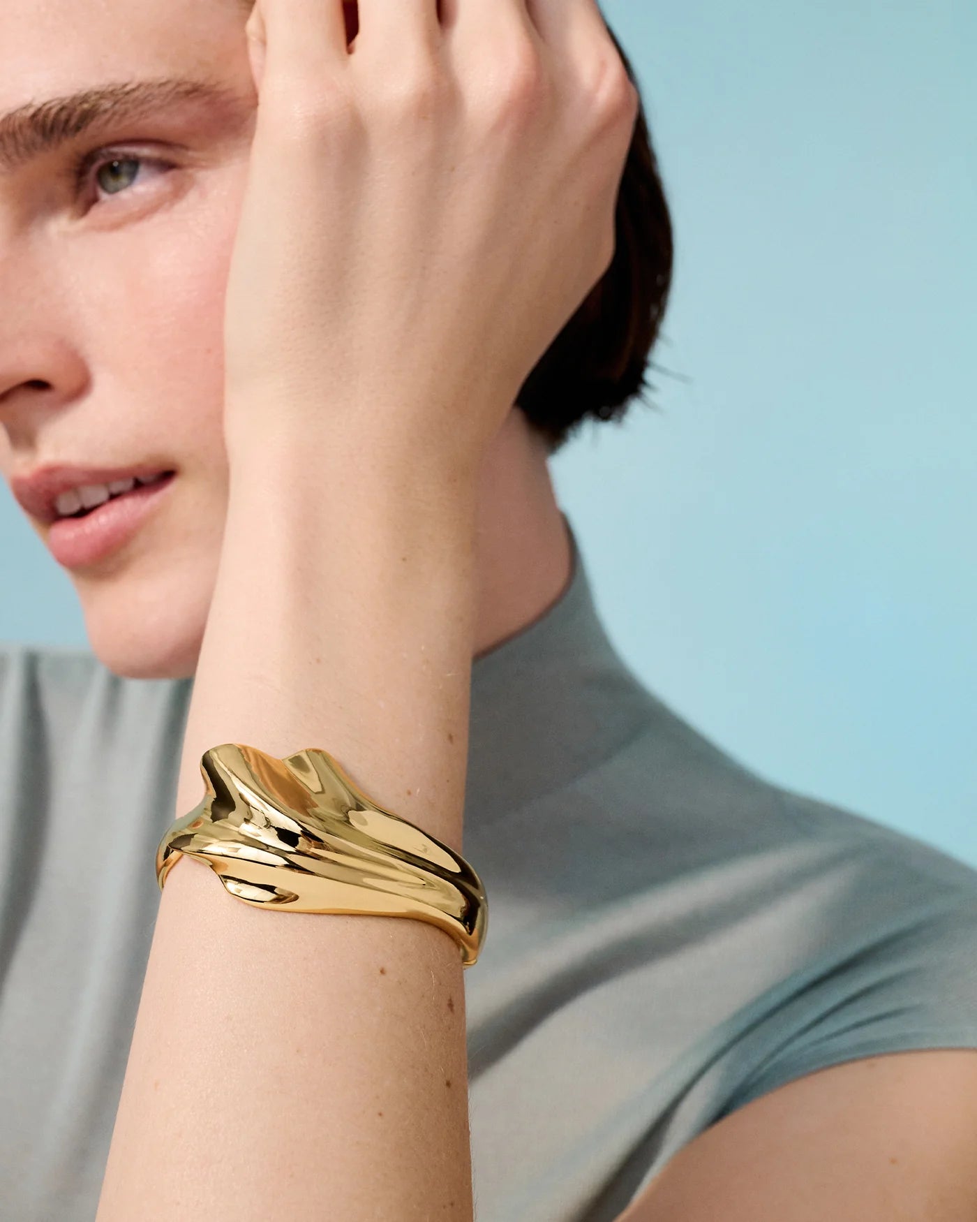 Lydia Cuff | Gold