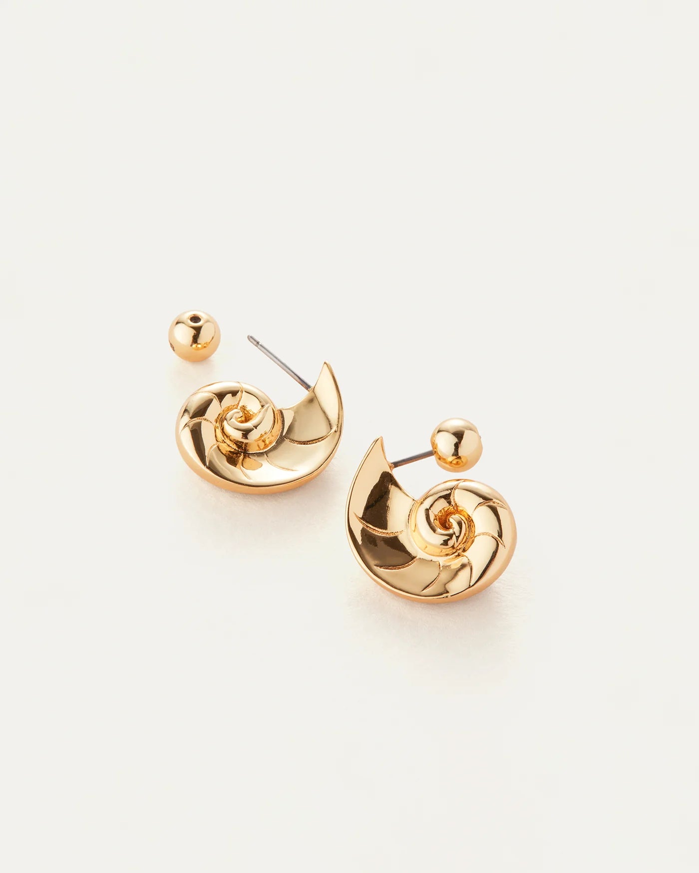 Dylan Earrings in Gold