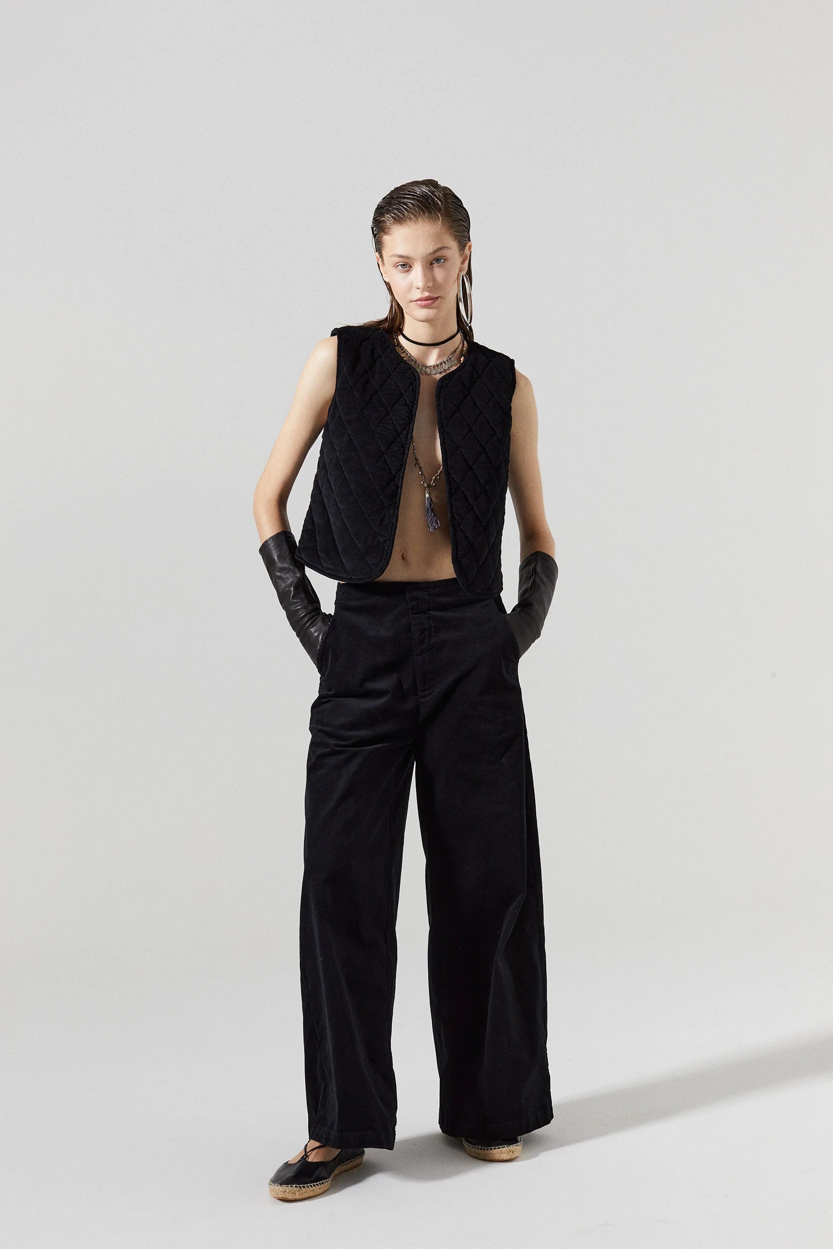New Luna Corduroy Pants in Black