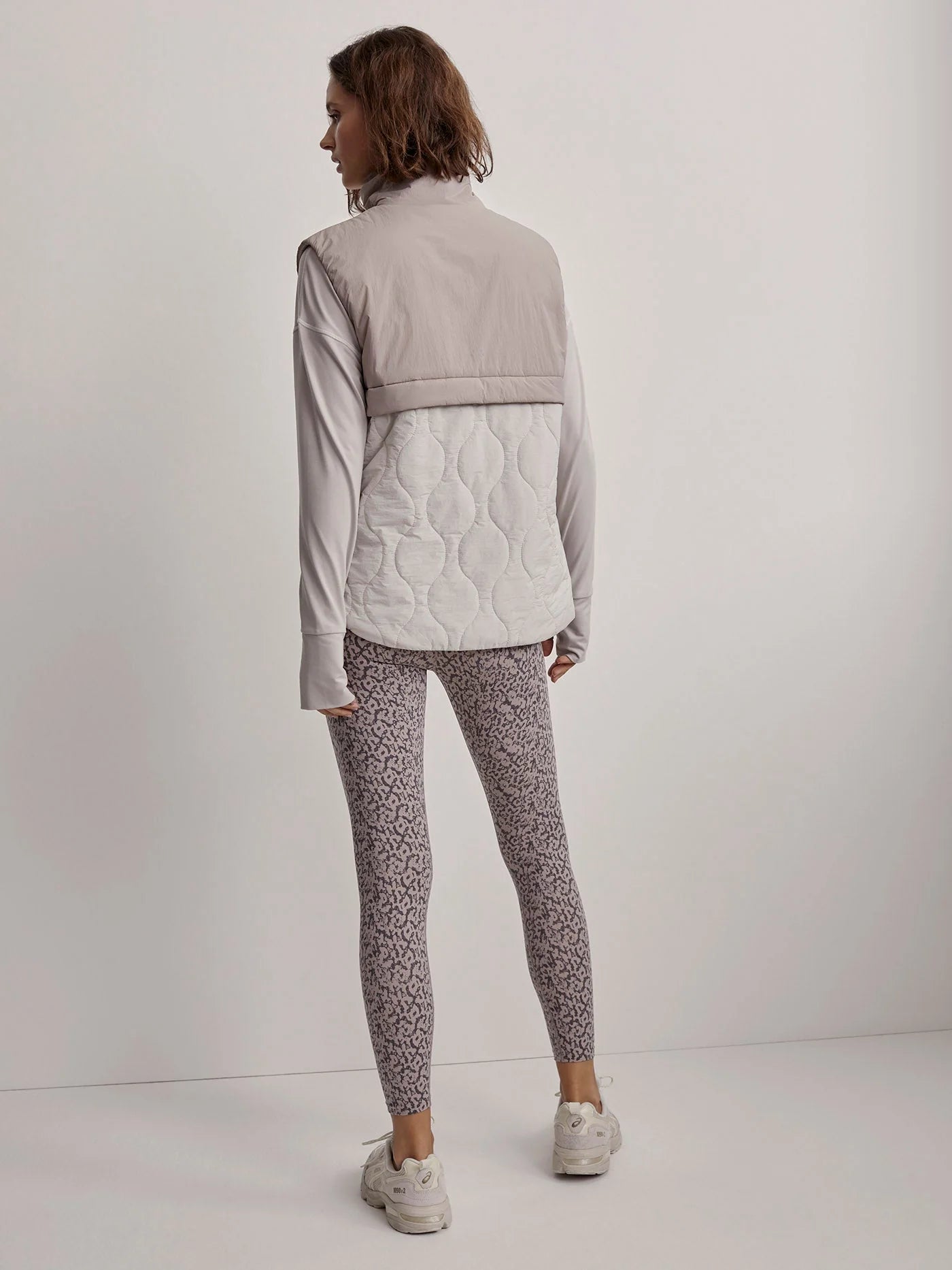 Maher Quilted Active Gilet in Rainy Day/ Etherea