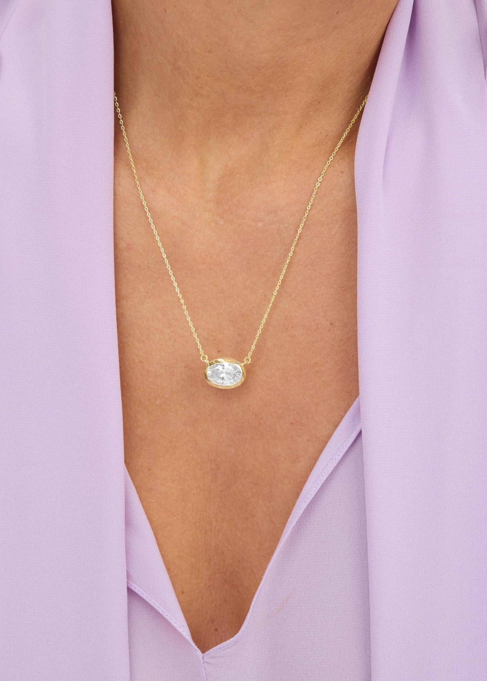 She's A Boss Pendant Necklace | Gold