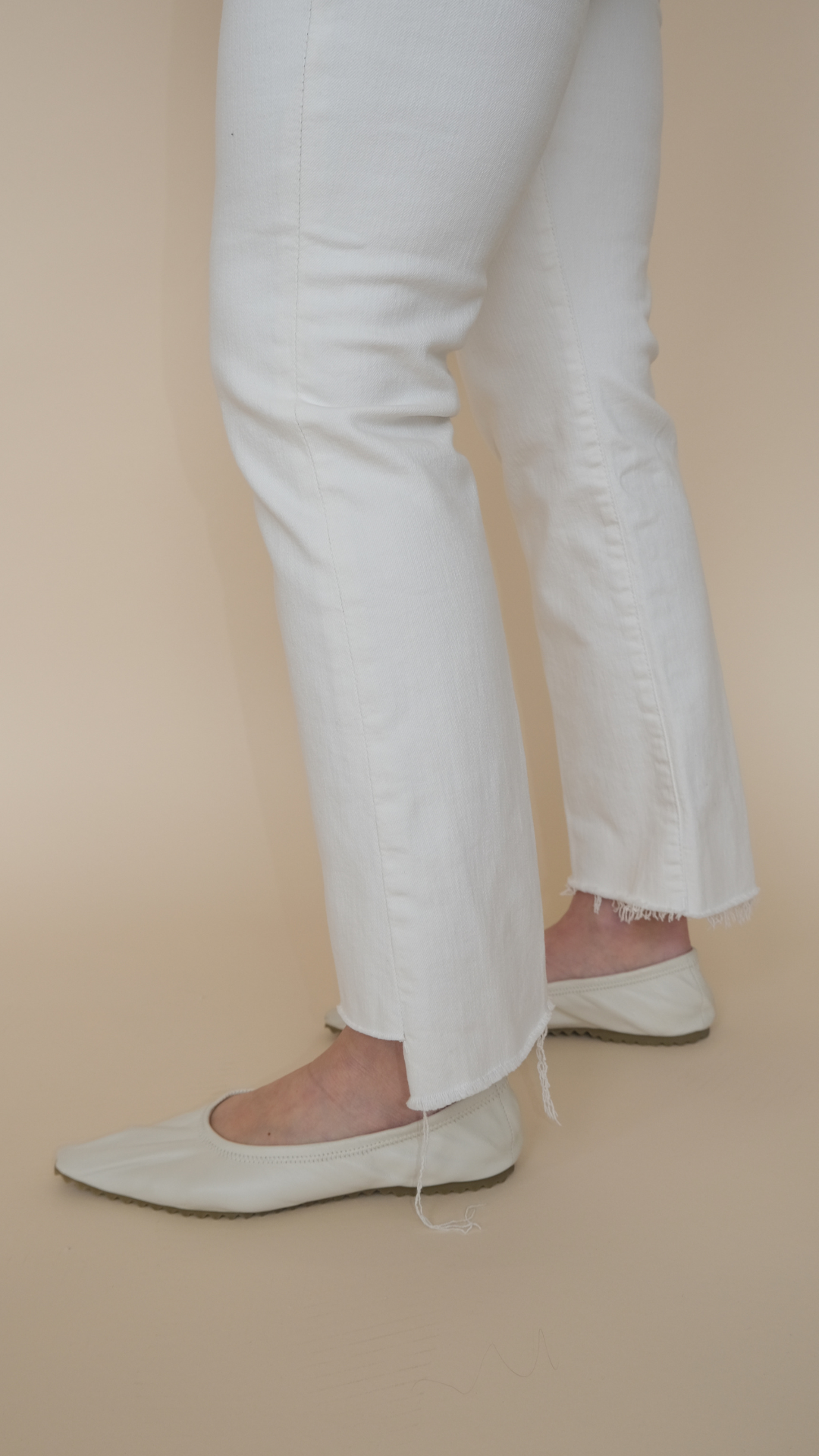 The Insider Crop Step Fray | Cream Puffs