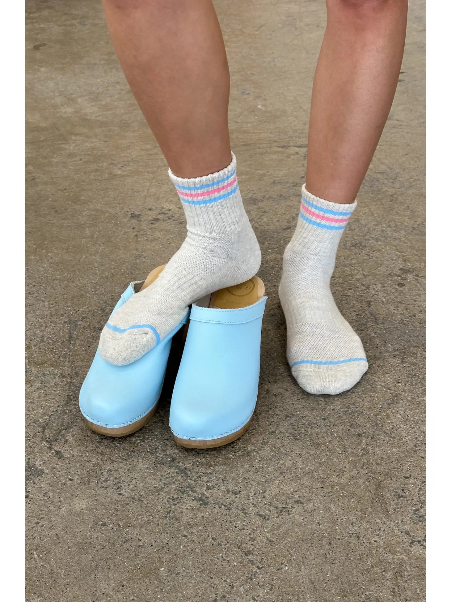 Girlfriend Socks in Bright Grey