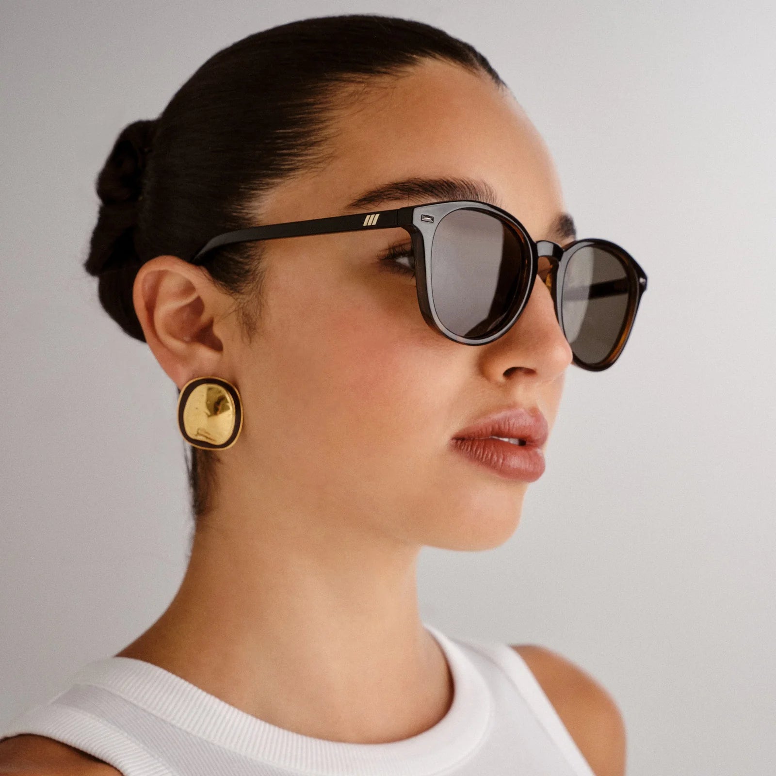 Bandwagon Sunglasses | Black Tort