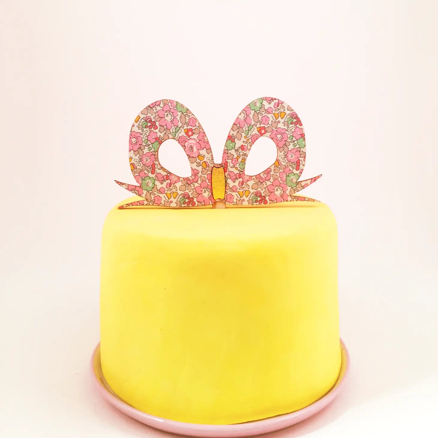 Betsy Ann Liberty of London Bow Cake Topper