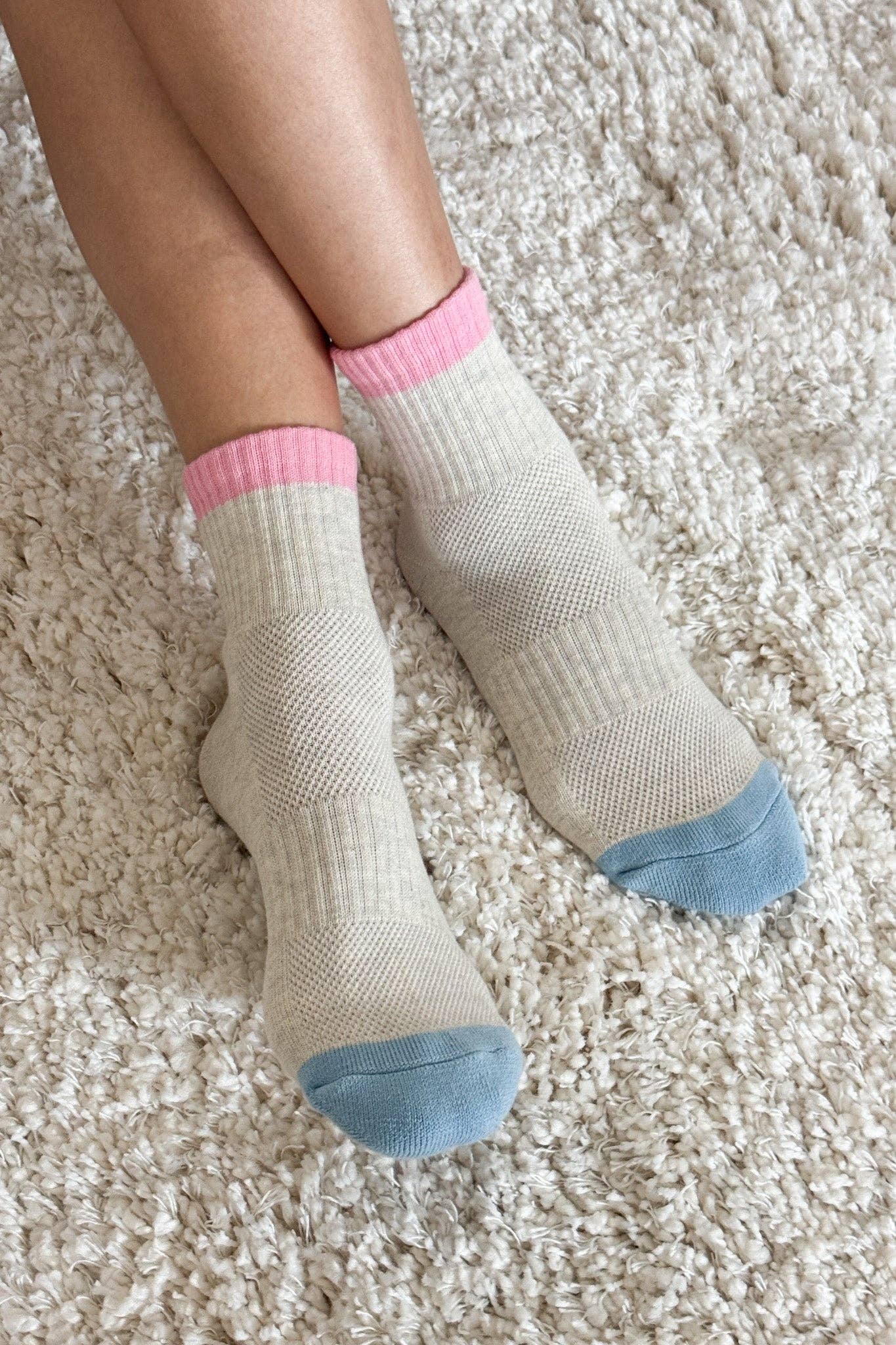 Color Block Girlfriend Socks in Grey Pink