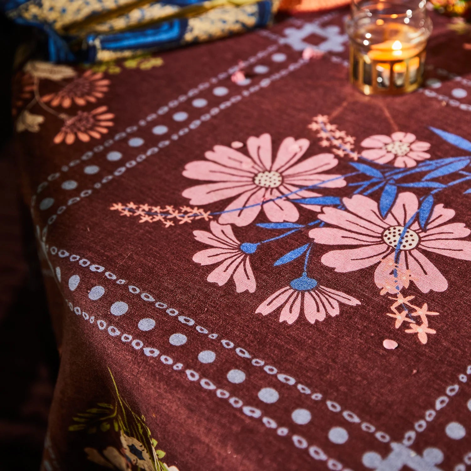 Charita Table Cloth