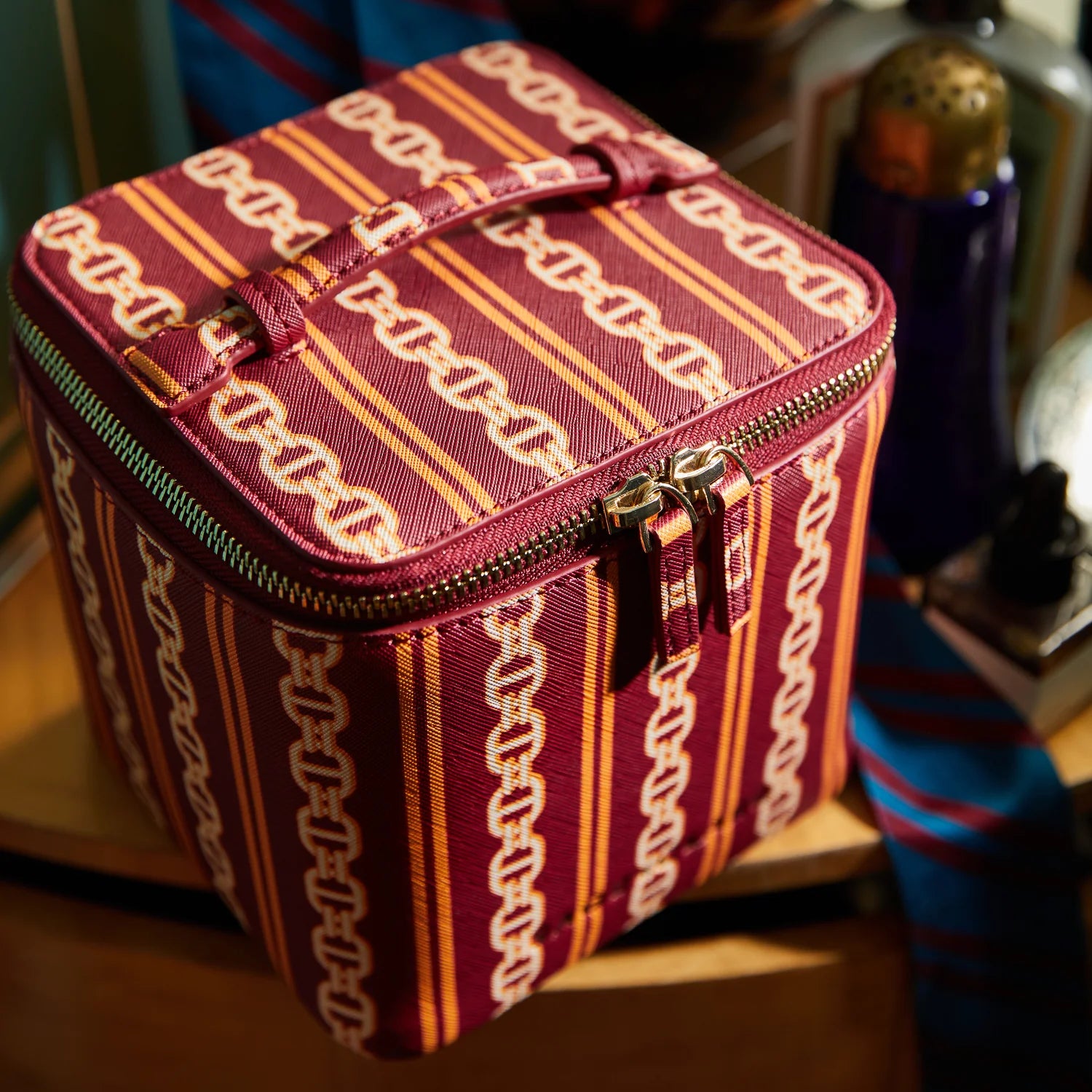 Acadia Cosmetic Case | Mahogany