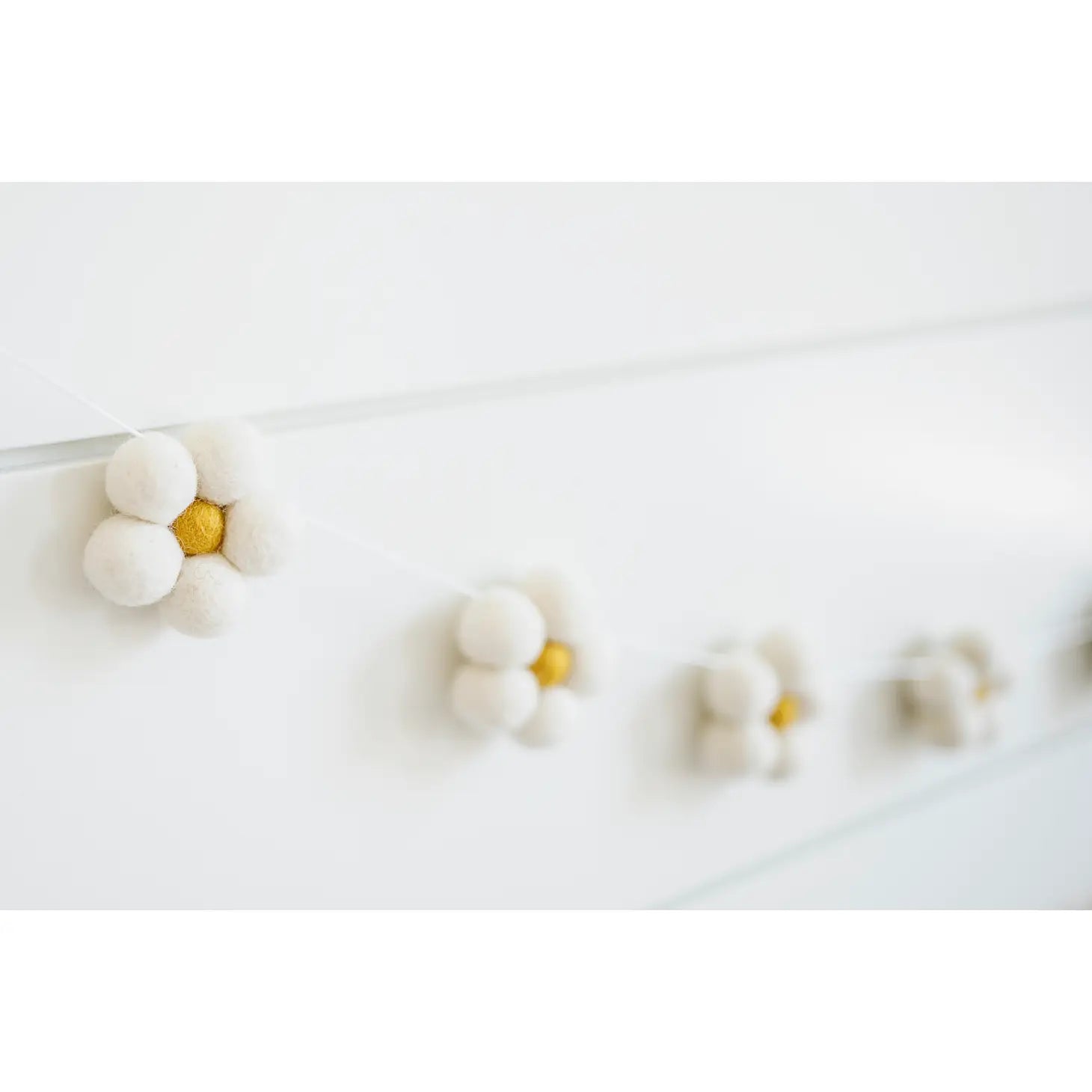 Daisy Chain Garland