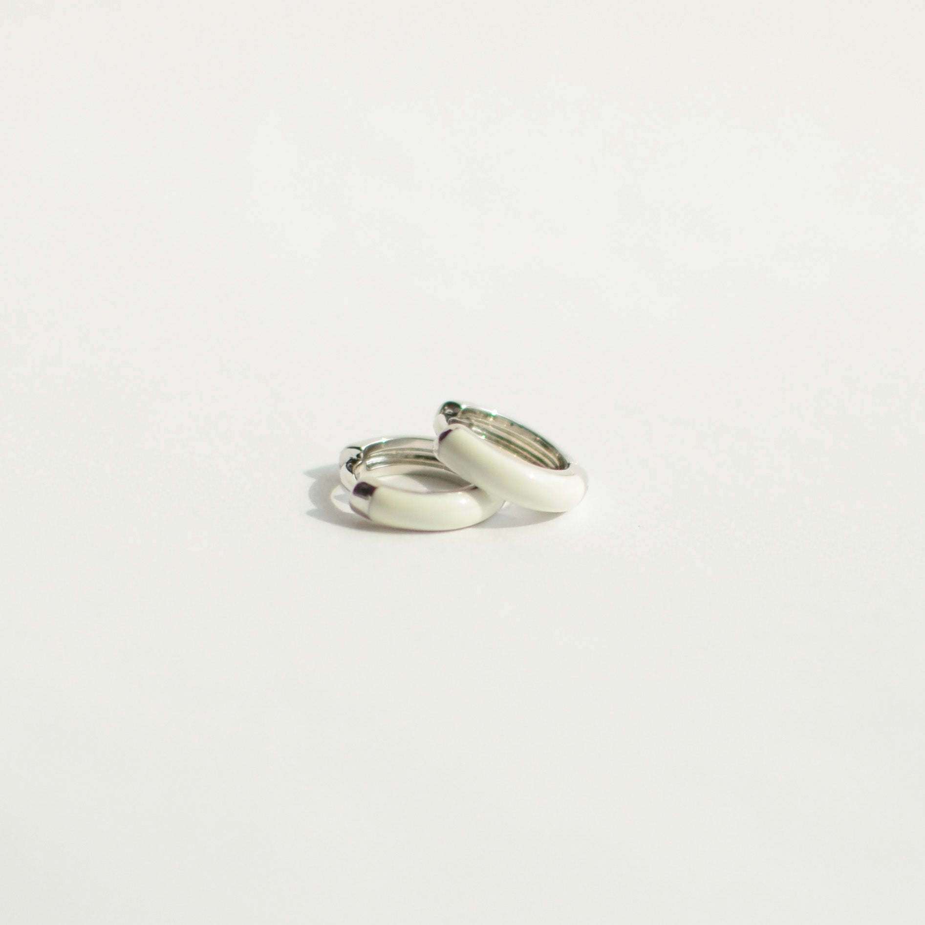Penny Hoops | Cream
