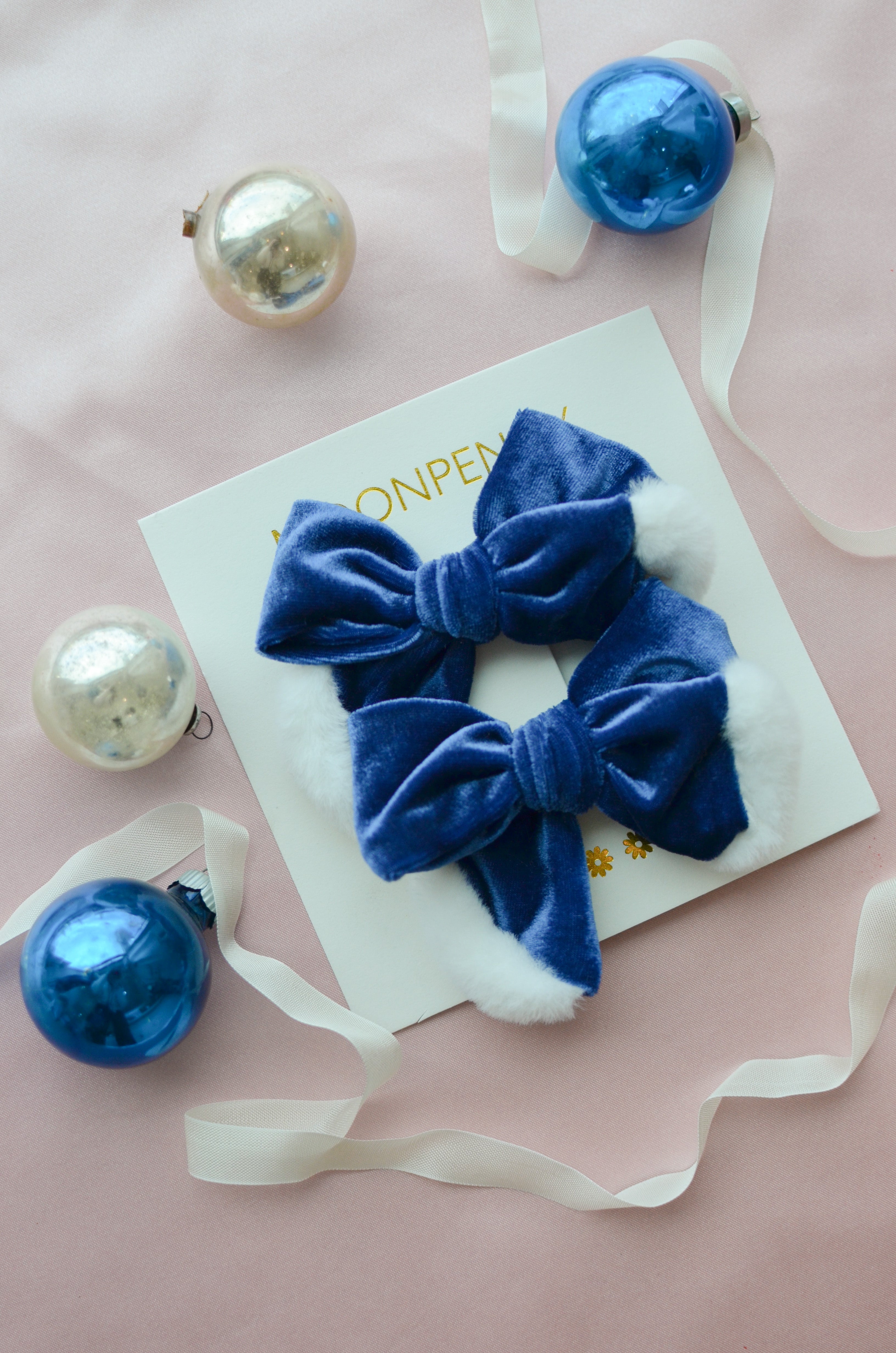 Merry Little Bow Set